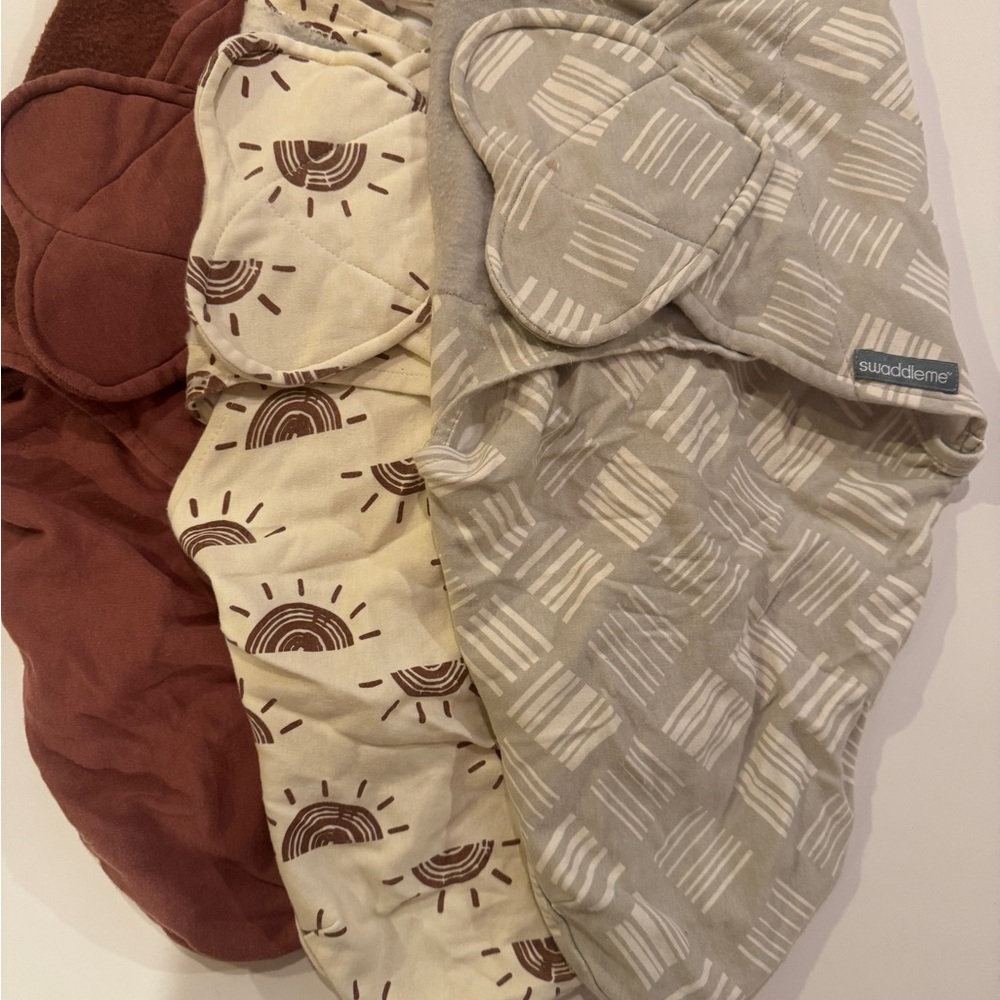 SwaddleMe sleep swaddles (0-3 months) - Brown and Gray